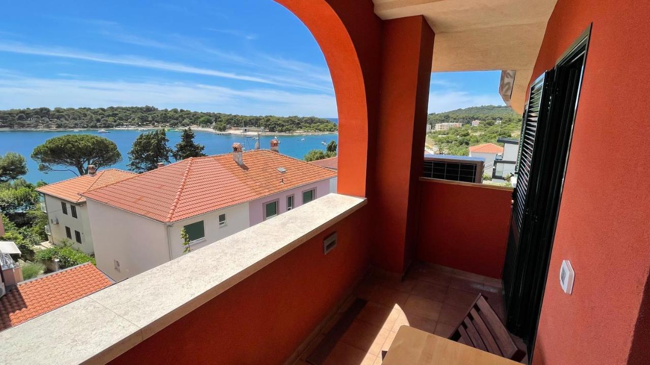 Red&Green Pula Exterior photo